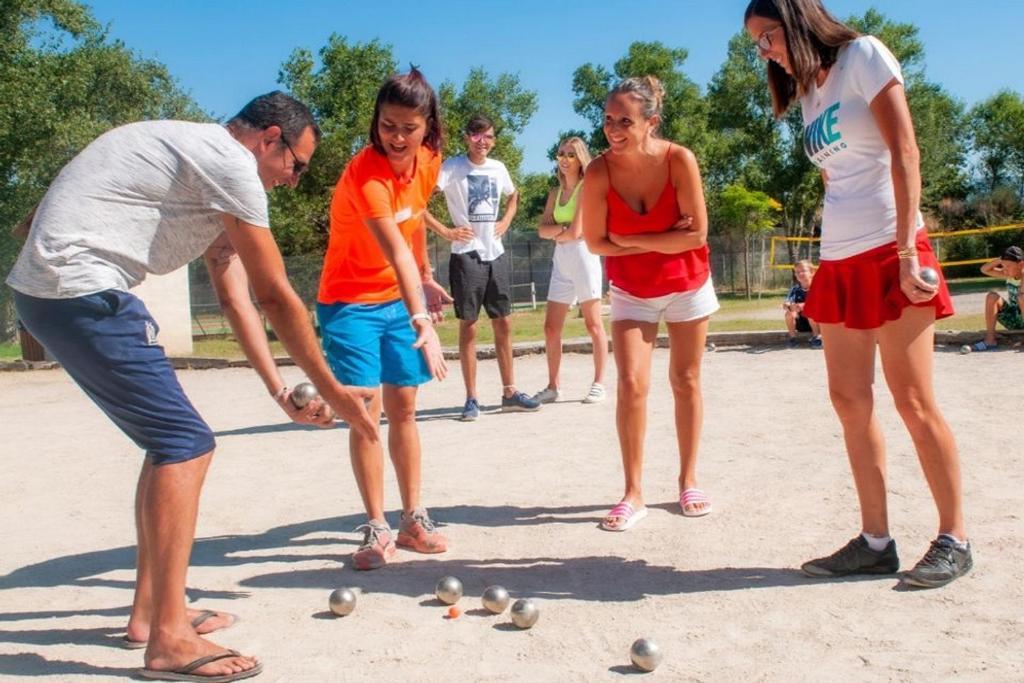 Mobil Home Tout Confort 6 Personnes Climatise Au Pied Du Luberon La Roque-d'Antheron Buitenkant foto